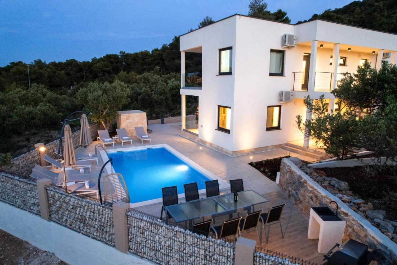 Luxury Apartments Mauro With Heated Pool Božava エクステリア 写真
